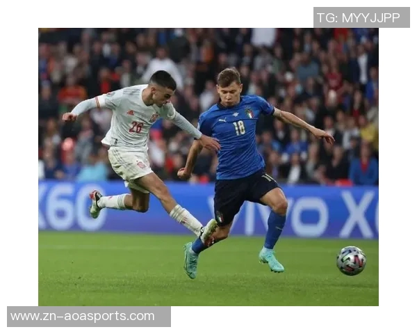 意大利与荷兰足球对决精彩回顾与战术分析